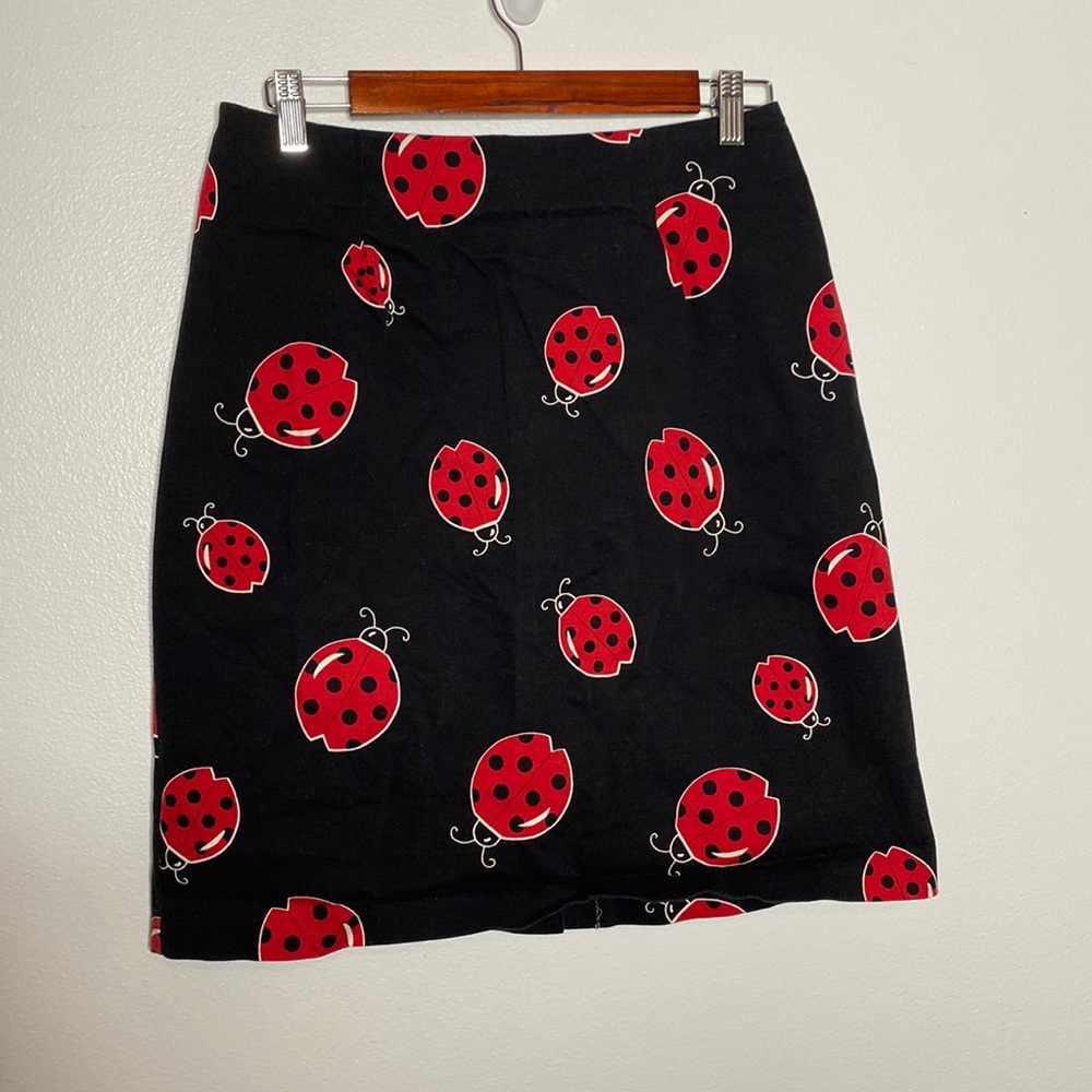 BRIGGS ladybug novelty print skirt size 12 black red stretchy lightweight
